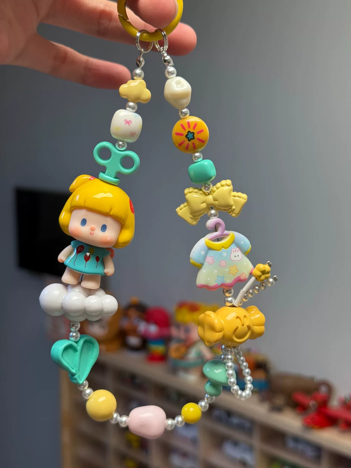 Llavero de móvil, bolso o llavero pastel con cuentas