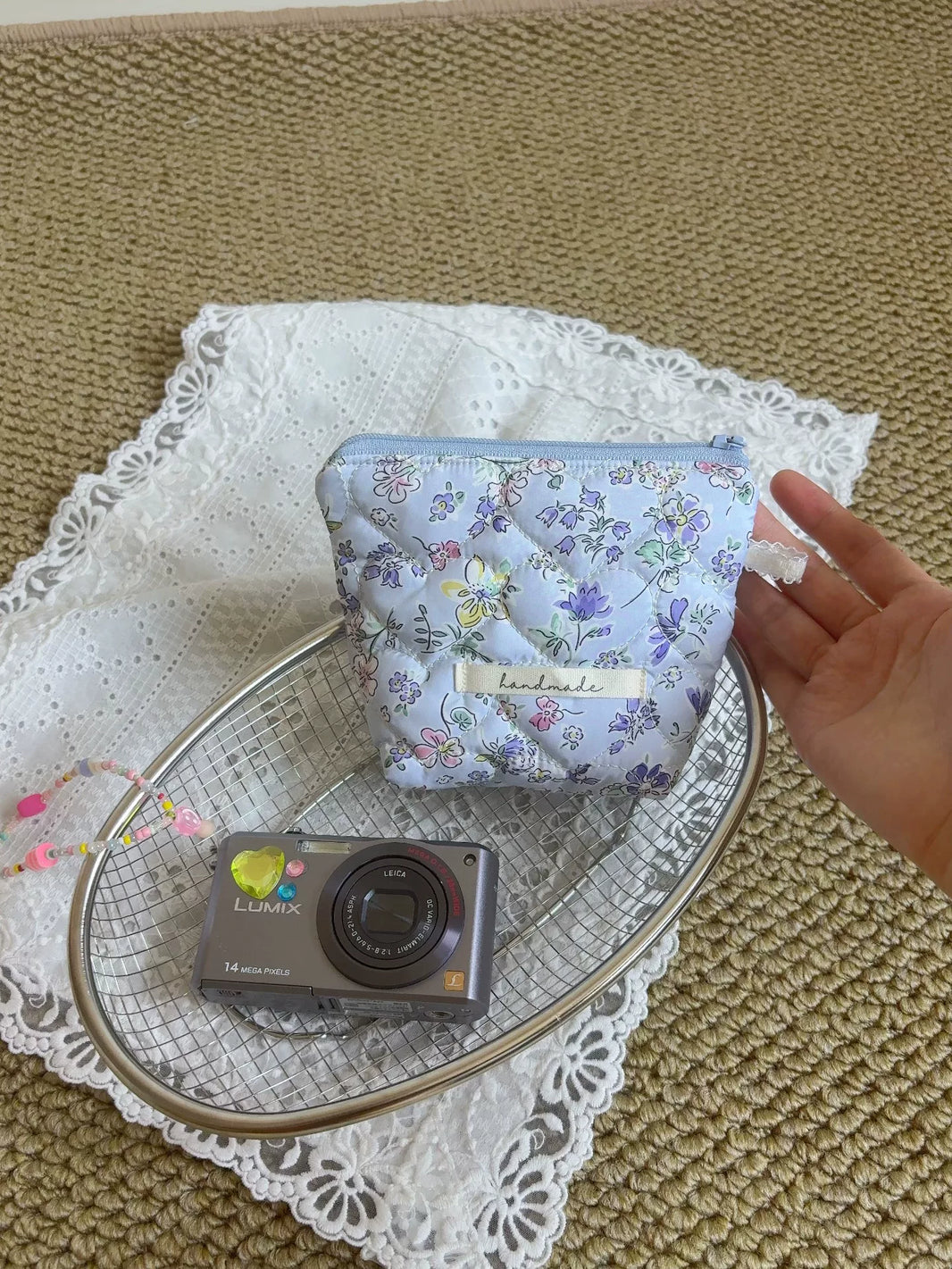 1075882437373 - Image 1