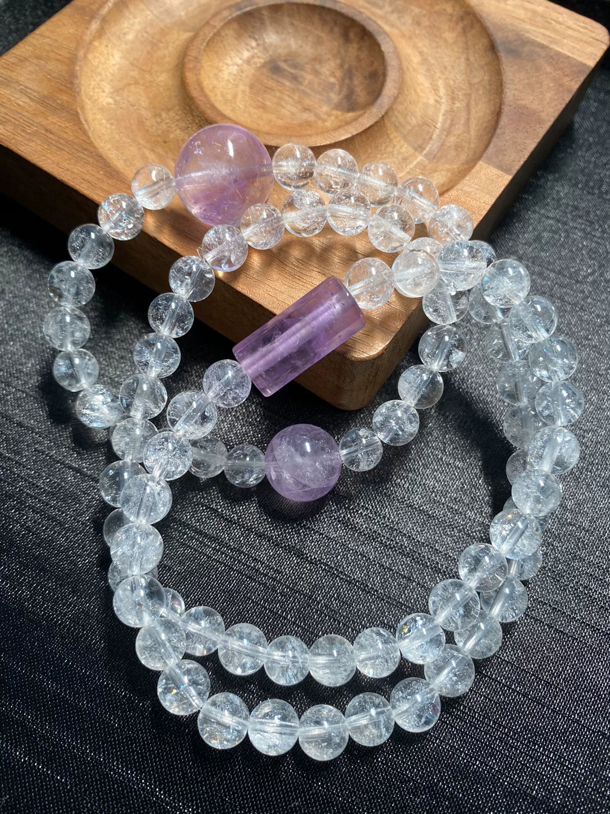Bracelete de Contas de Cristal Branco Arco-Íris e Lilás