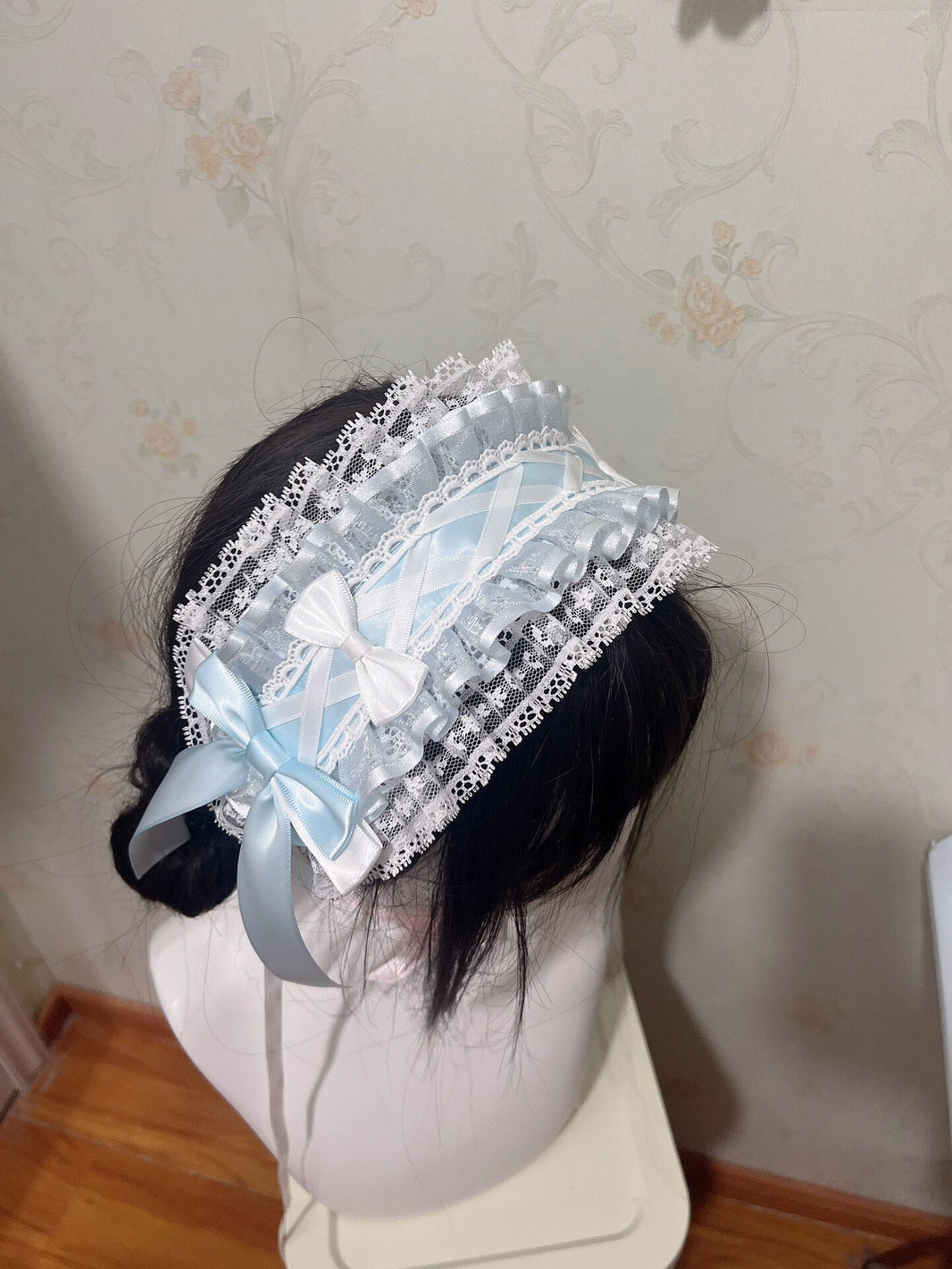 1074805602745 - Image 1