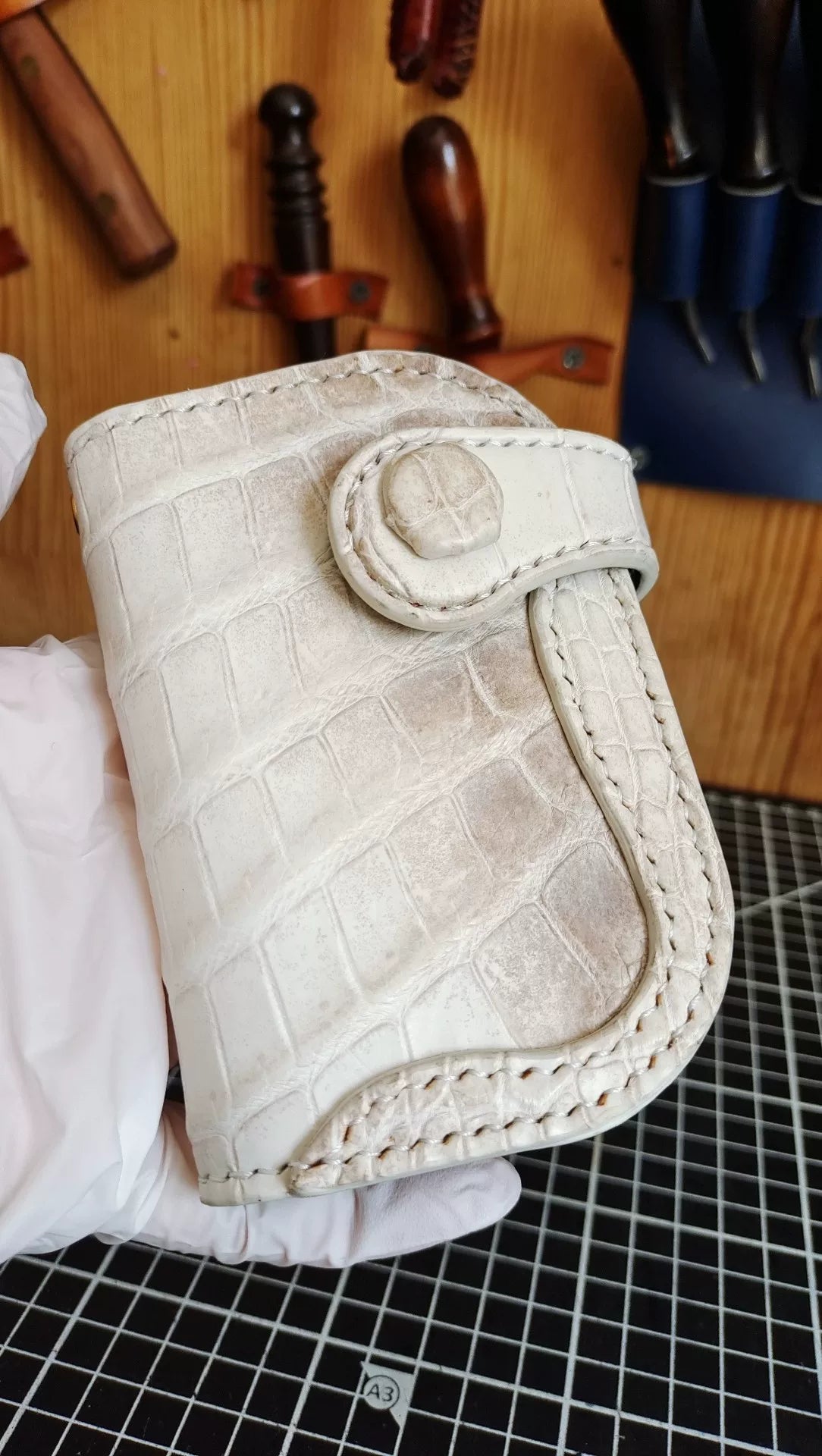 Himalayan krokillenleer sleutelhoes en kaartenhouder