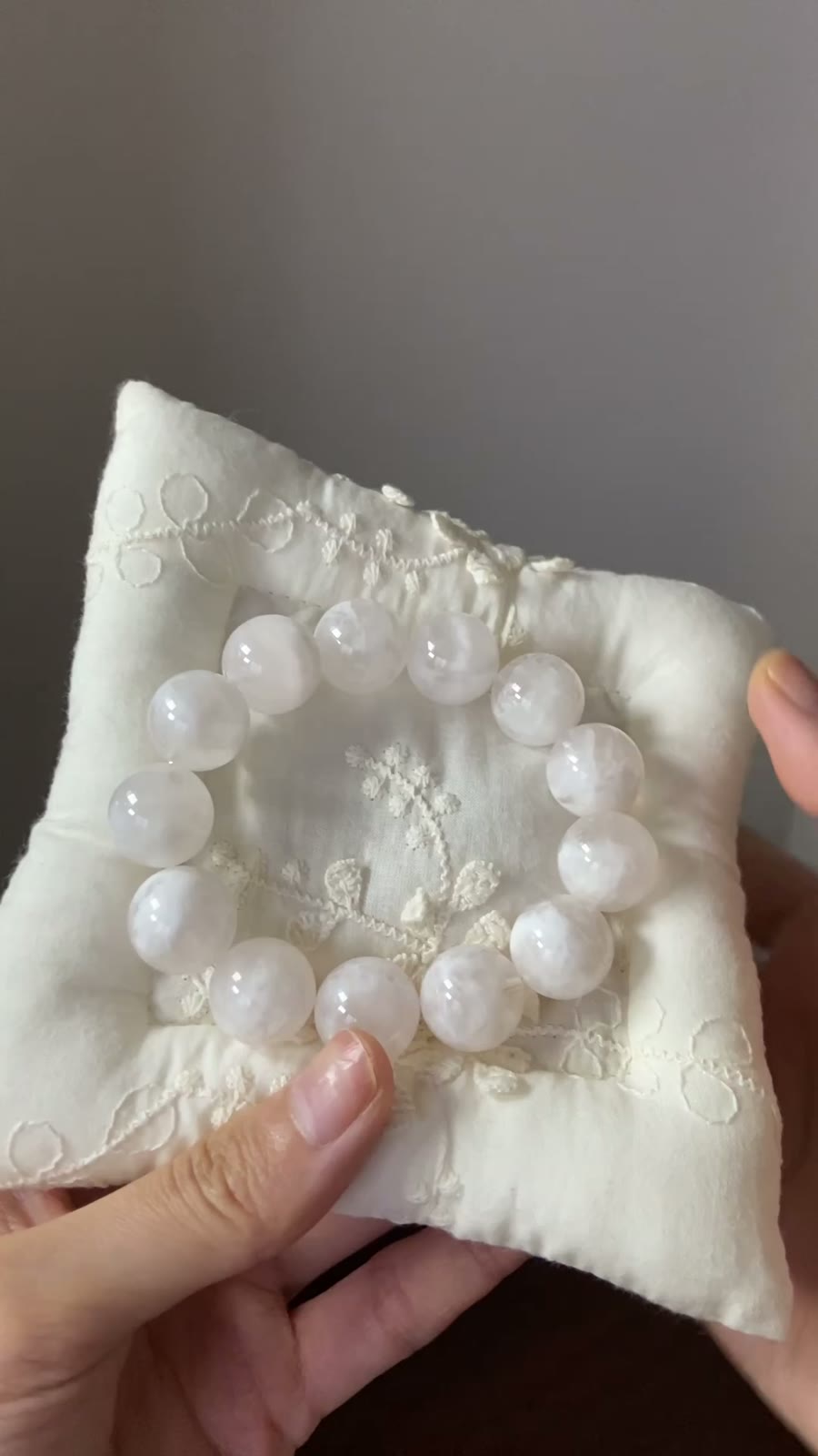 Snowflake Phantom Crystal Beaded Bracelet 15.5mm