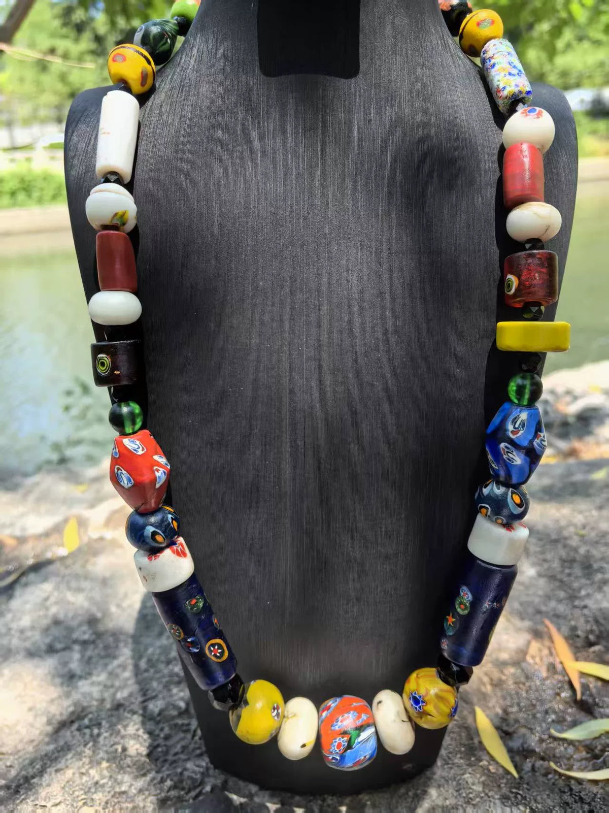 Collana Lunga in Vetro Nepalese Multicolore