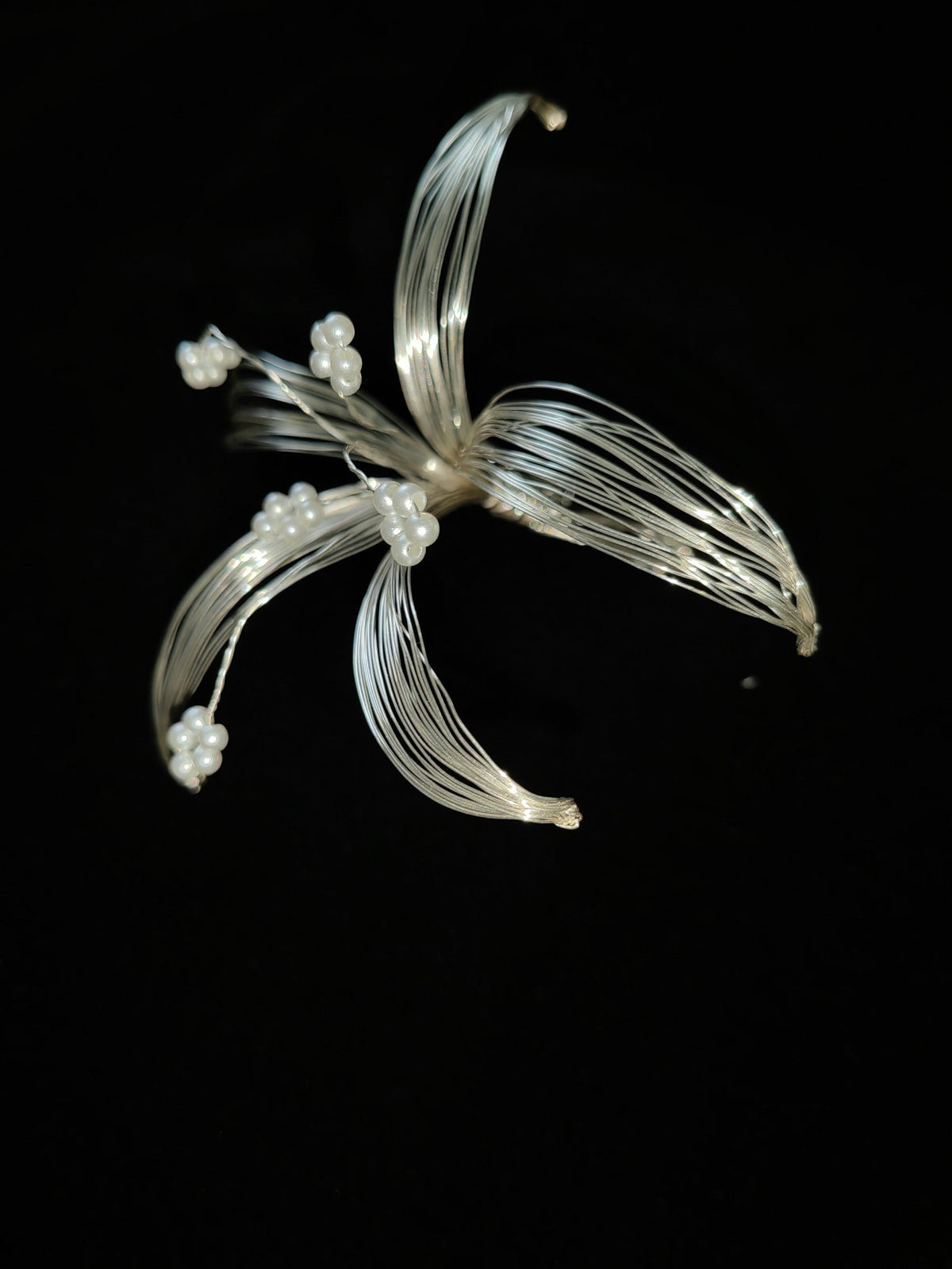 Handcrafted Wire Flower Hair Brooch Pearl