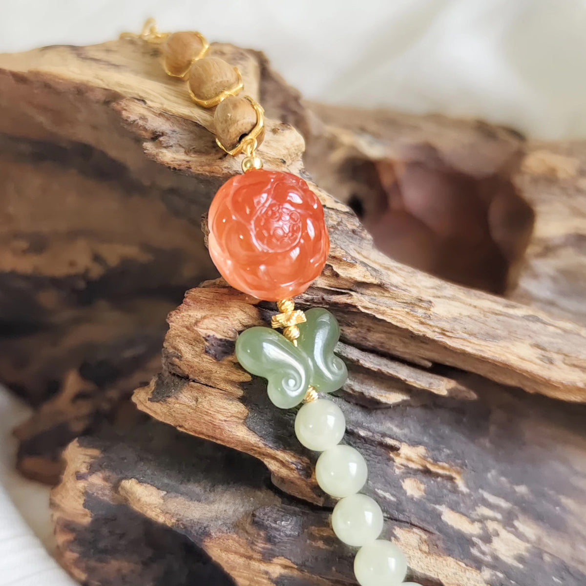 Southern Red Agate Peony Hetian Jade Butterfly Pendant