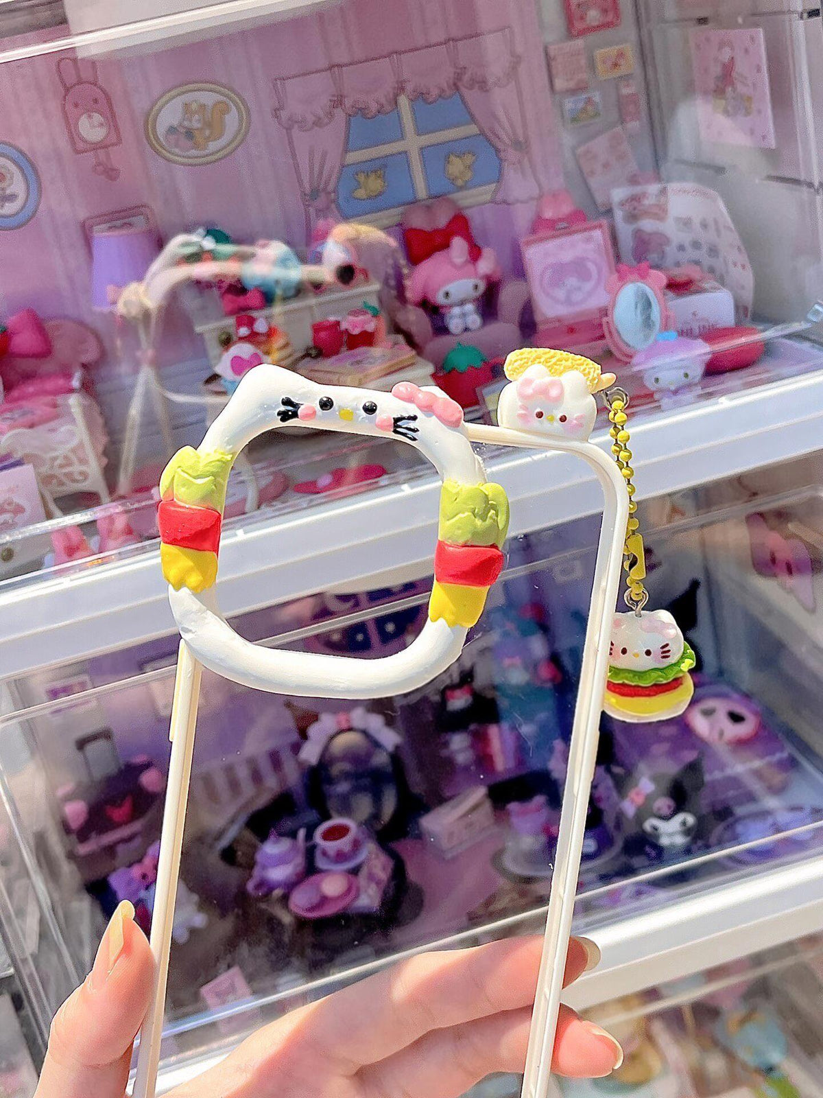 Hello Kitty Cream Glue Phone Case Charm