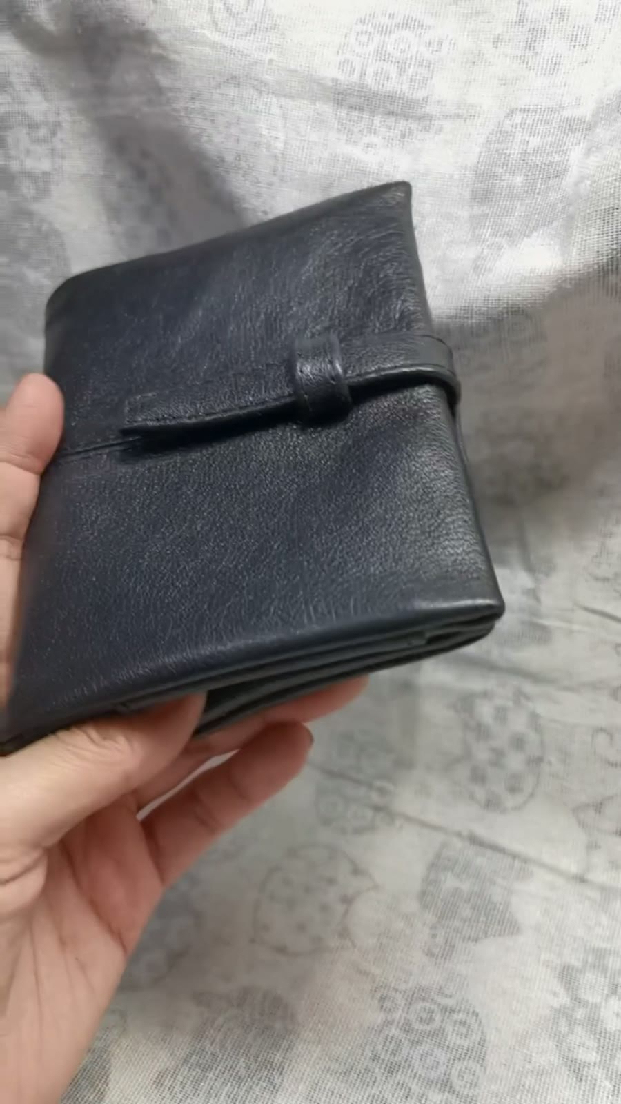 Capa para Agenda de Anéis A7 em Pele de Cabra Azul-Tinta