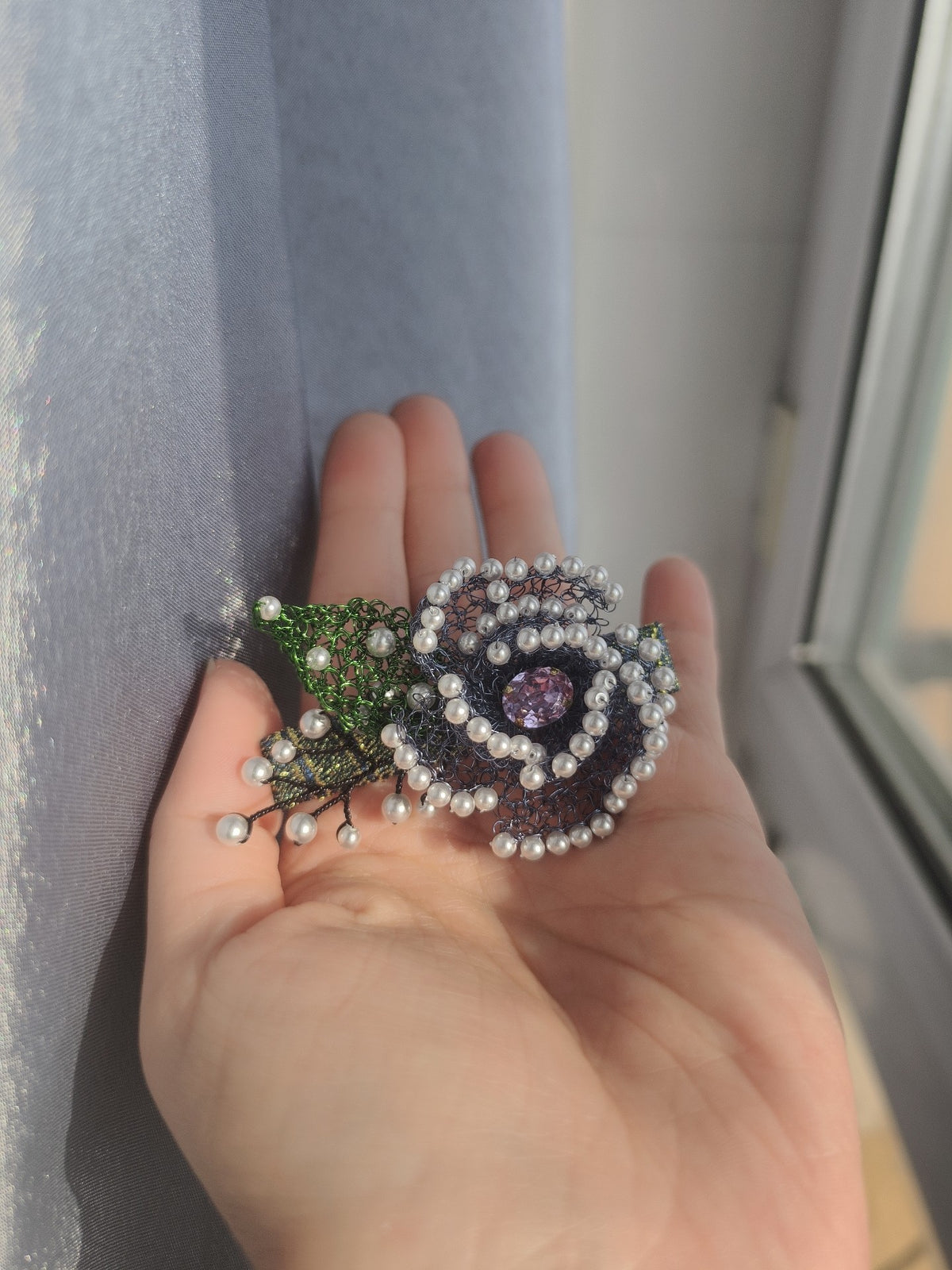 Pearl Peony Wire Hair Clip