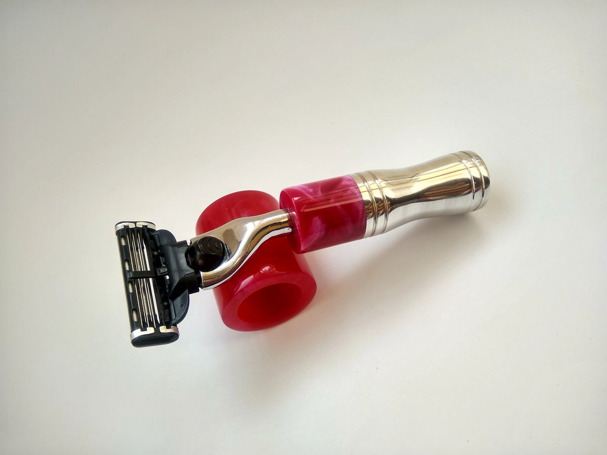 Women's Manual Razor with Pivoting Head