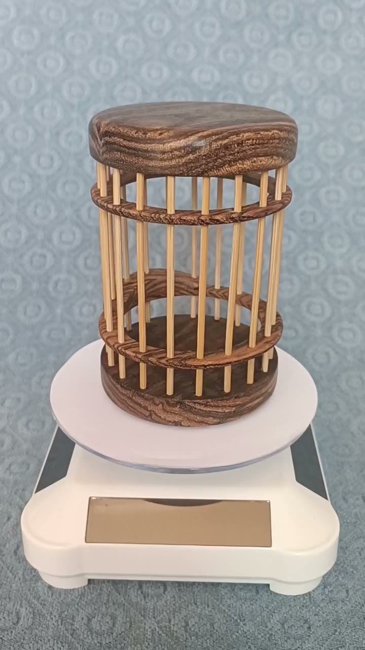 Round Katydid Cage Tiger Sandalwood Bamboo
