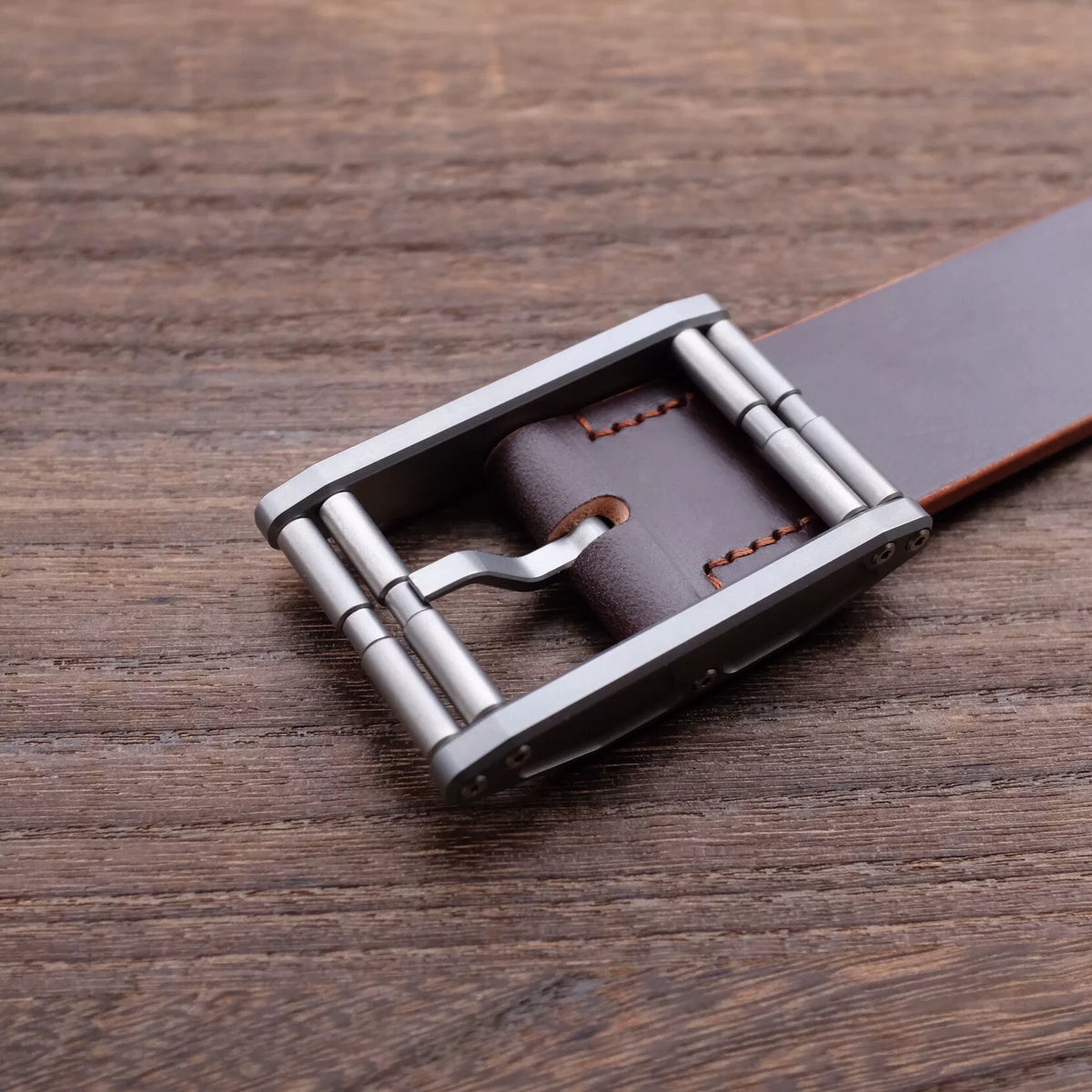 Titanium Buckle JE Harness Leather Belt