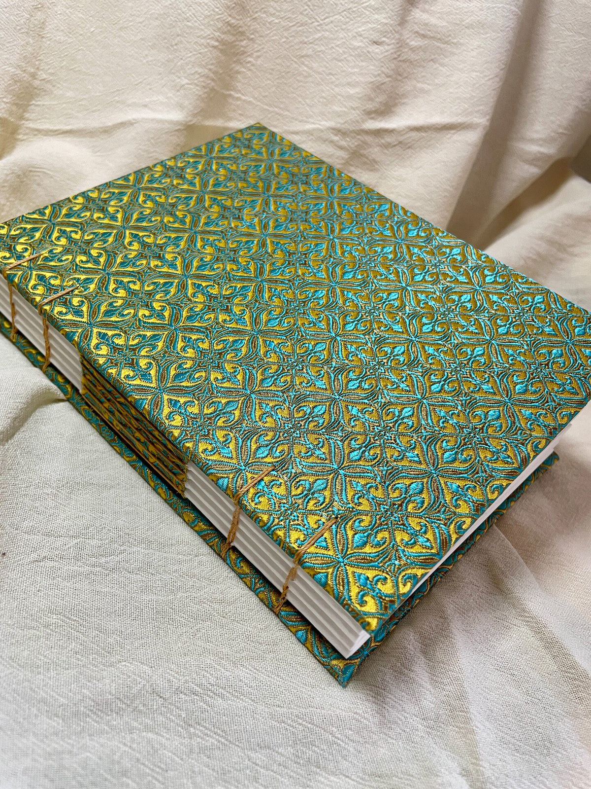 Handmade Brocade Watercolor Sketchbook B6