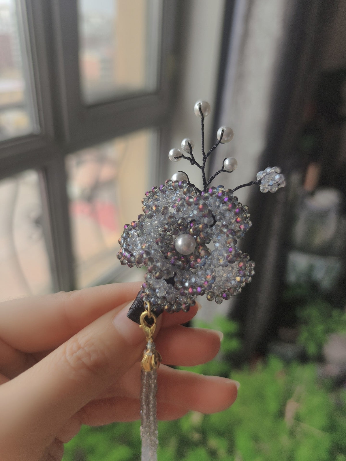 Iridescent Beaded Flower Side Hair Clip