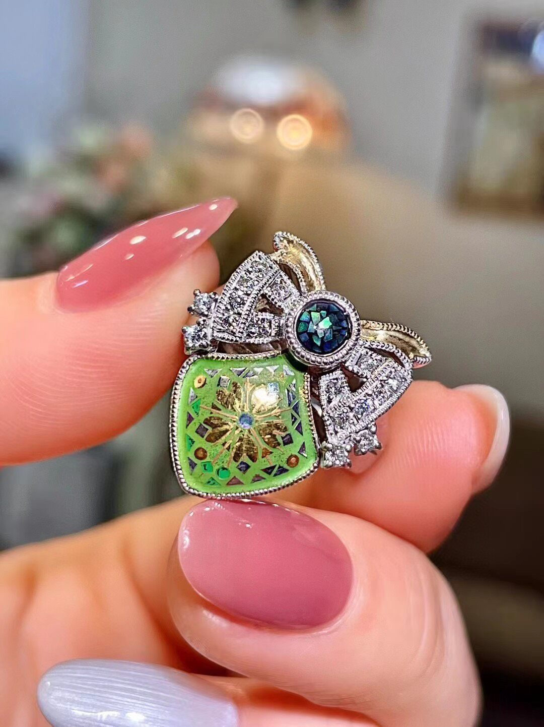 18K Gold Ring with 0.18ct Diamond and Lime-Green Enamel Shield