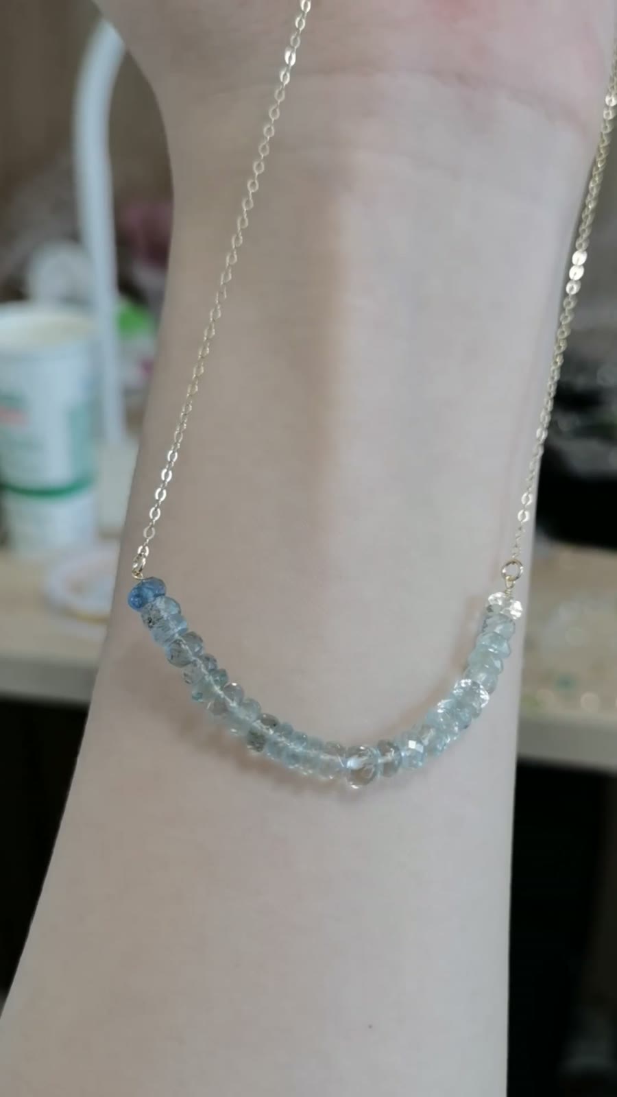 Natürliche Aquamarin-Perlenkette goldgefüllt