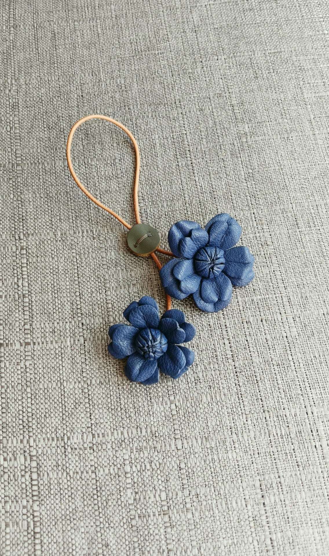 Vegetable Tanned Leather Flower Bag Charm