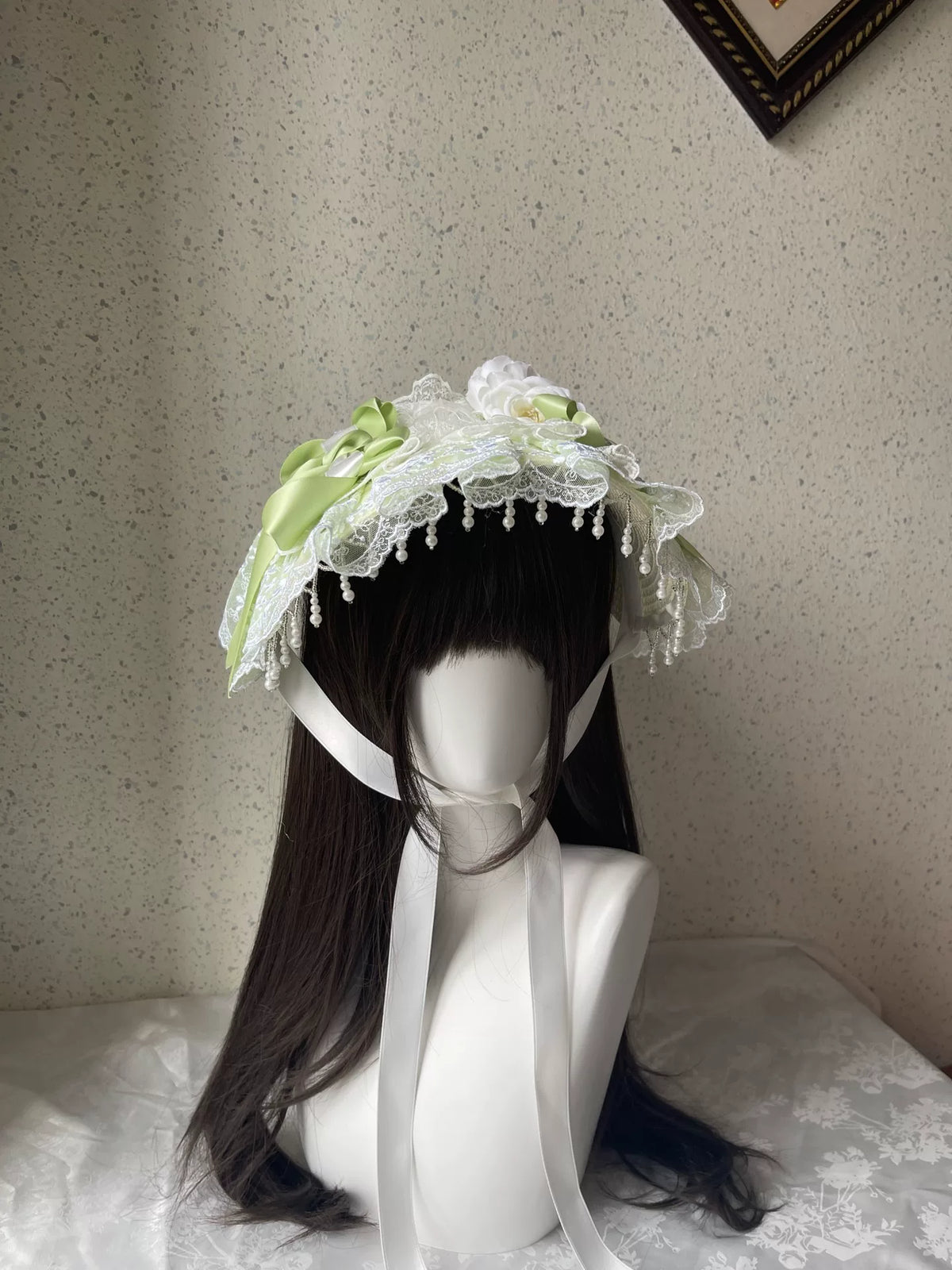 Handgefertigte grüne Spitzen-Lolita Flat Bonnet