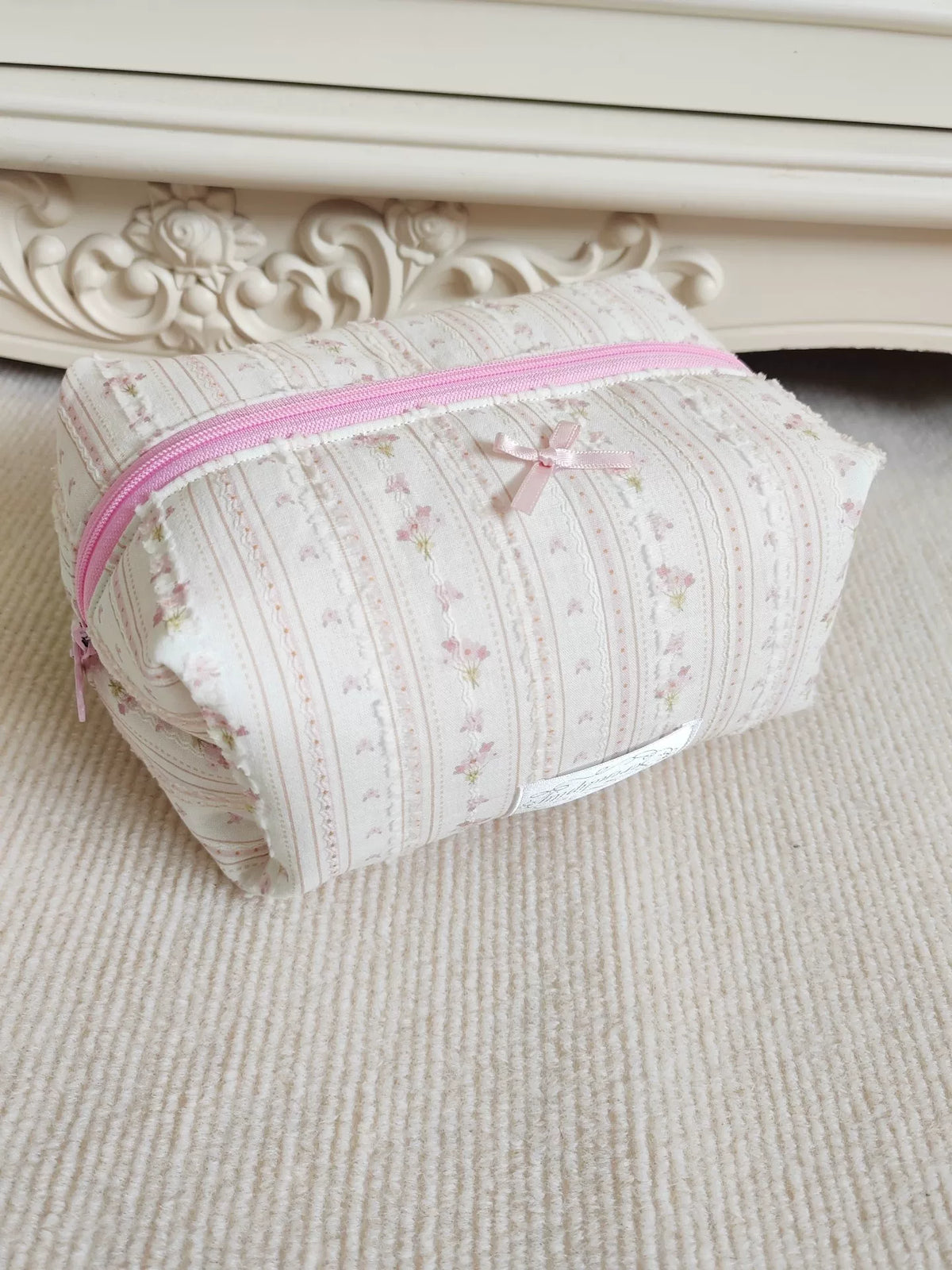 Handmade Floral Zipper Pouch Cosmetics Bag