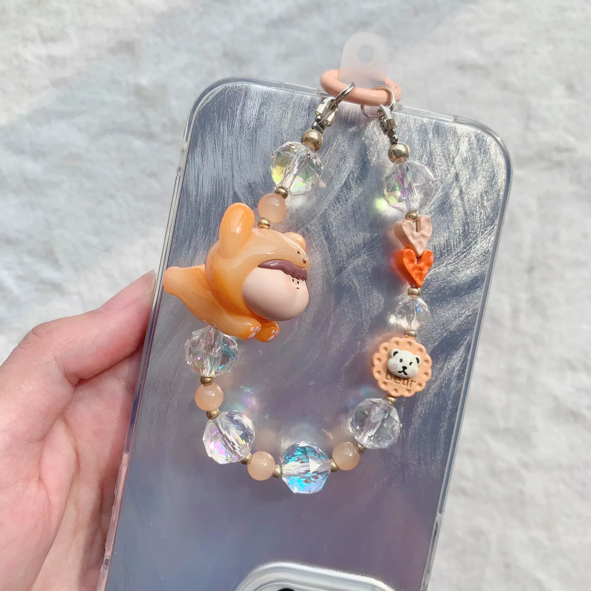 Jelly Dog Resin-Handyanhänger mit irisierenden Perlen