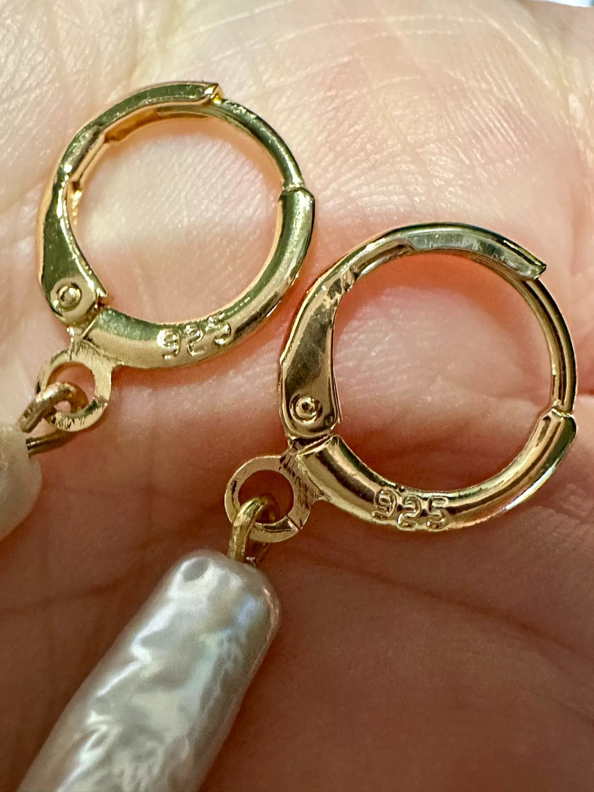 Brincos de Argola com Coração de Cristal e Pérola Dourado