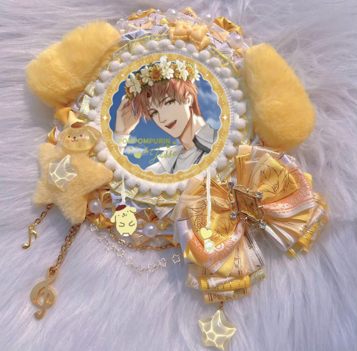 Love and Deepspace Sanrio Pompompurin Badge Holder