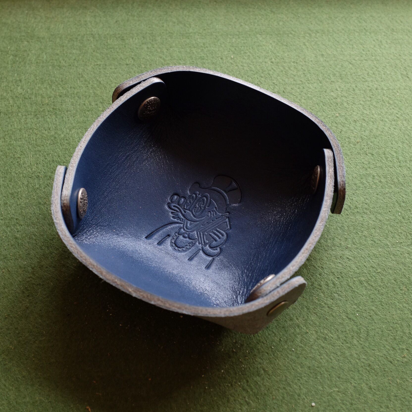 Thick Leather Pouch with Four-Snap Closure