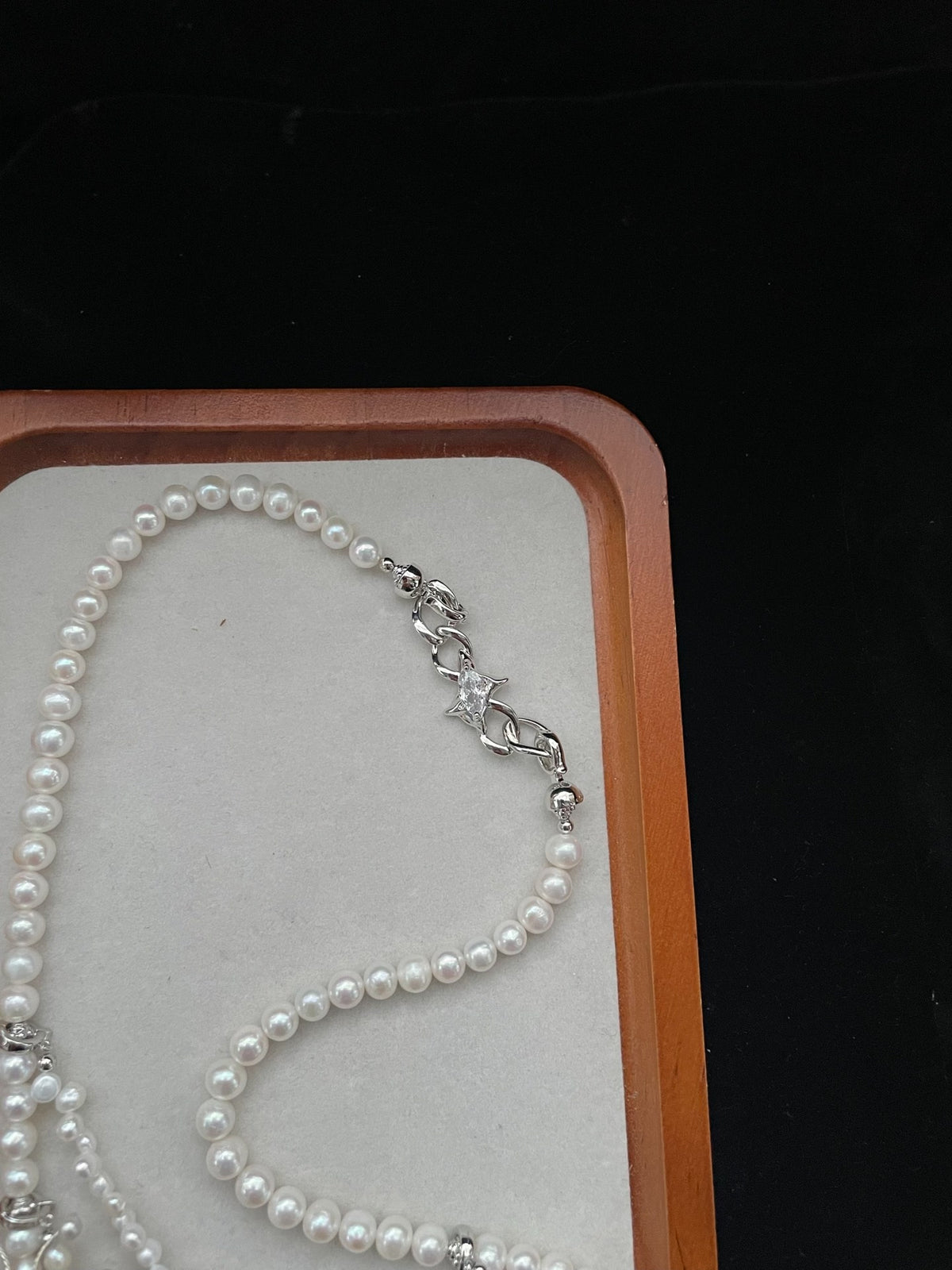 1060815038315 - Image 2