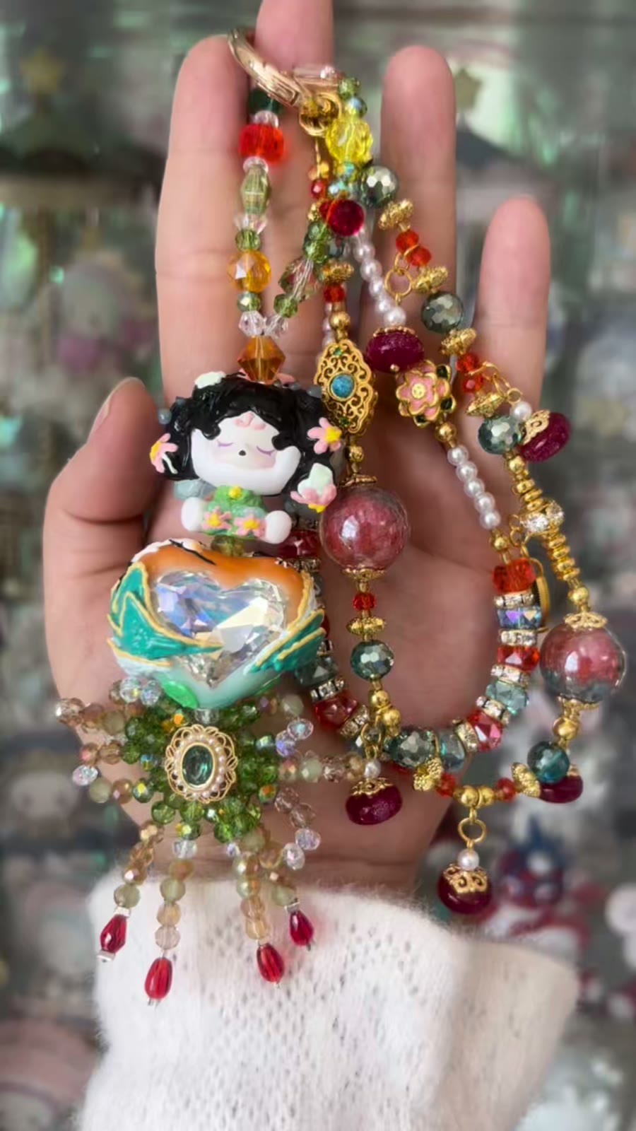 Pendentif perlé artisanal Poupée Cœur Dunhuang