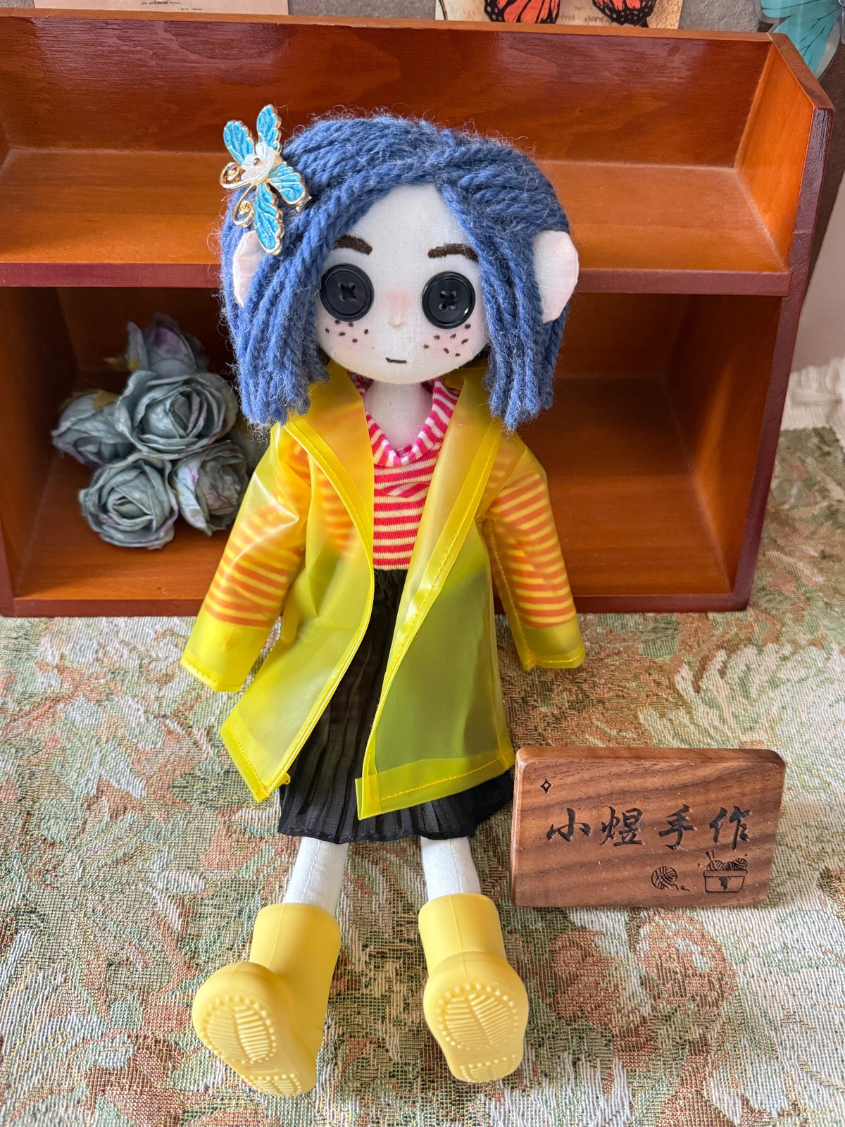 Button Eye Doll Caroline 30cm