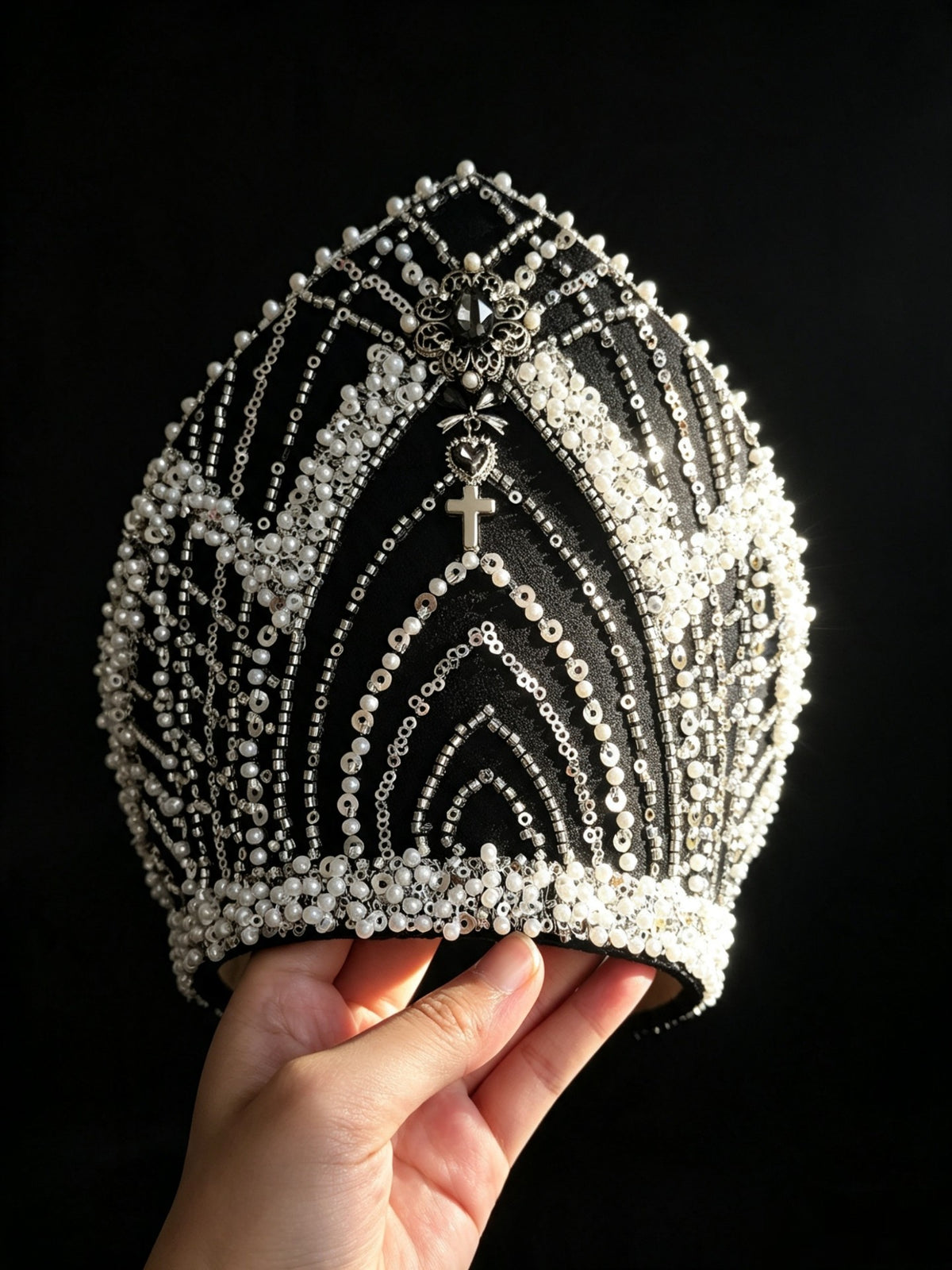 Couronne Lolita noire à filigrane argenté