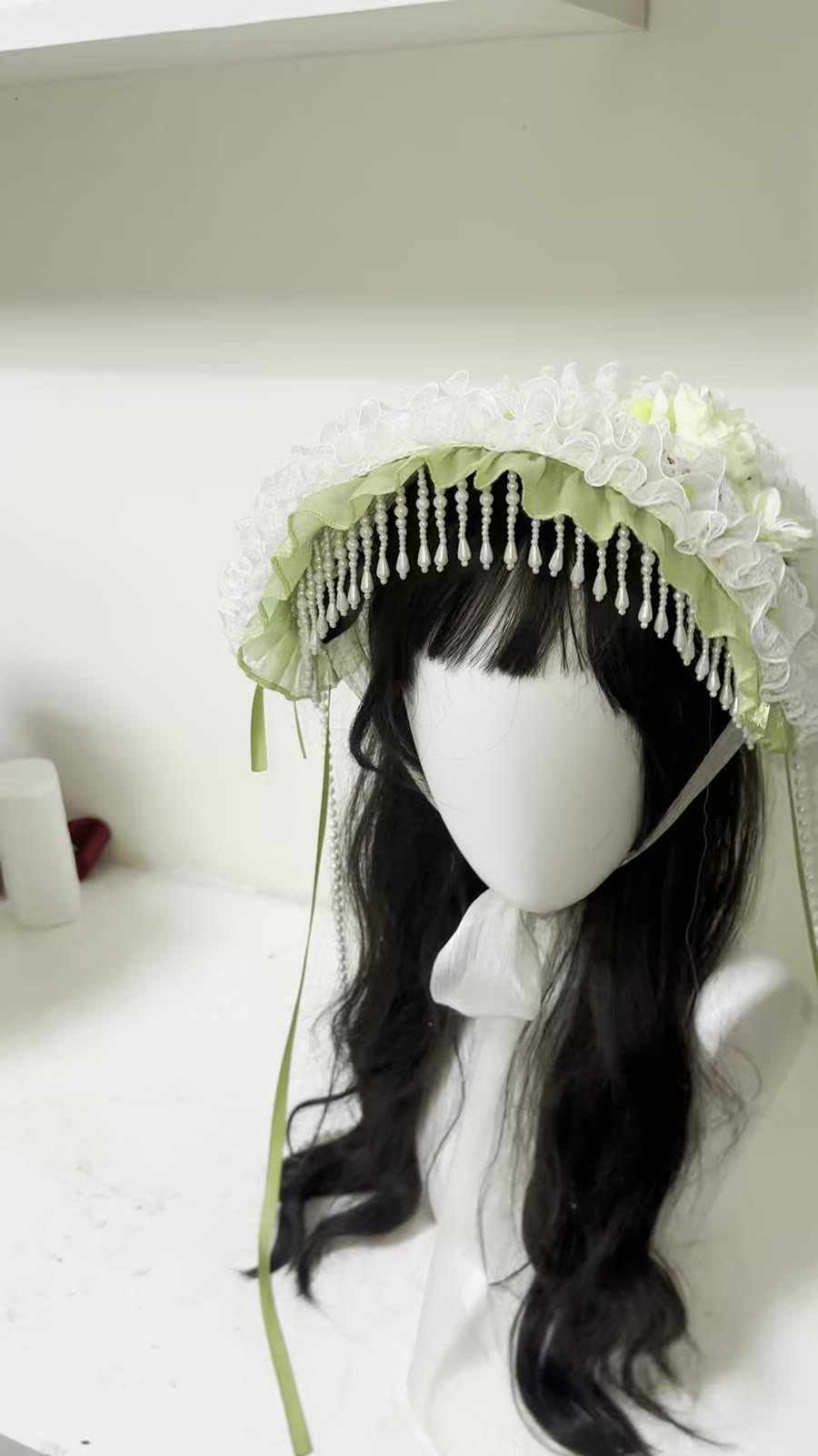Bean Green Lace Pearl Bonnet Hat