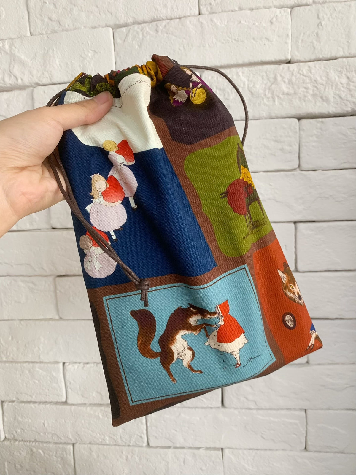 Storybook Print Drawstring Pouch