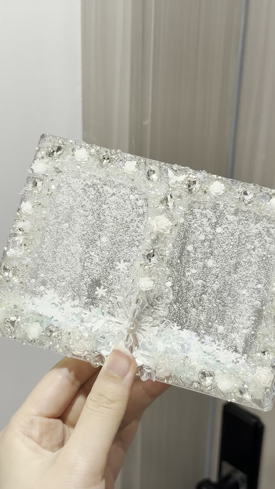 Porta-Cartões Winter Quicksand com Strass