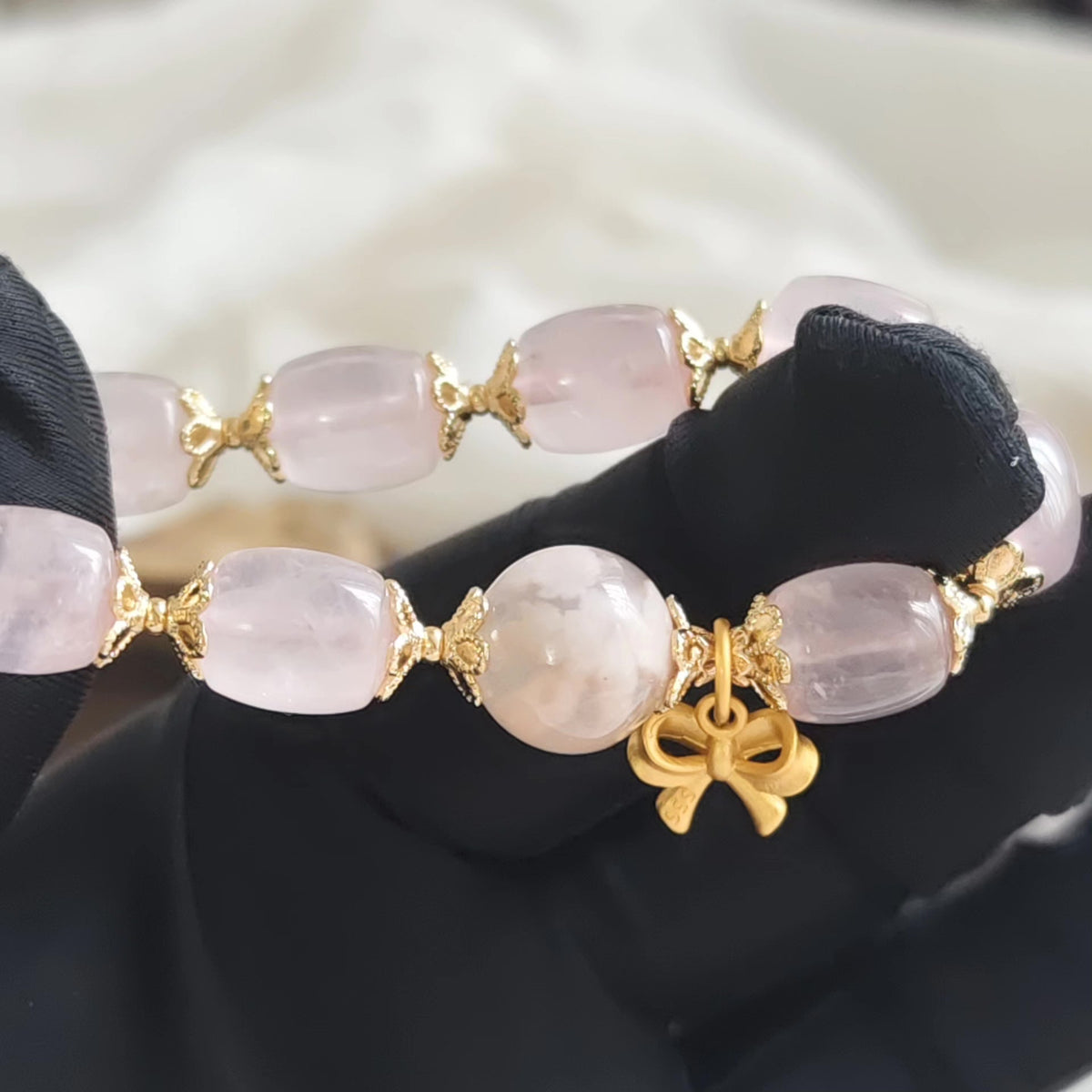 Bracelet de perles quartz rose et agate sakura