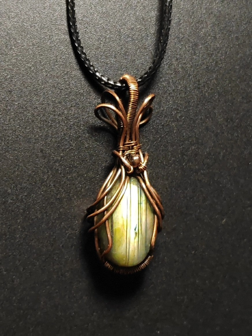 Labradorite Pendant Wire Wrapped Copper