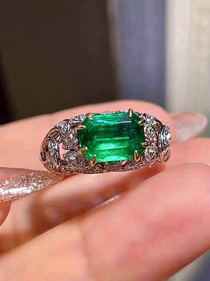 18K Gold Emerald Ring, 1.82ct Center Stone, Pavé Setting