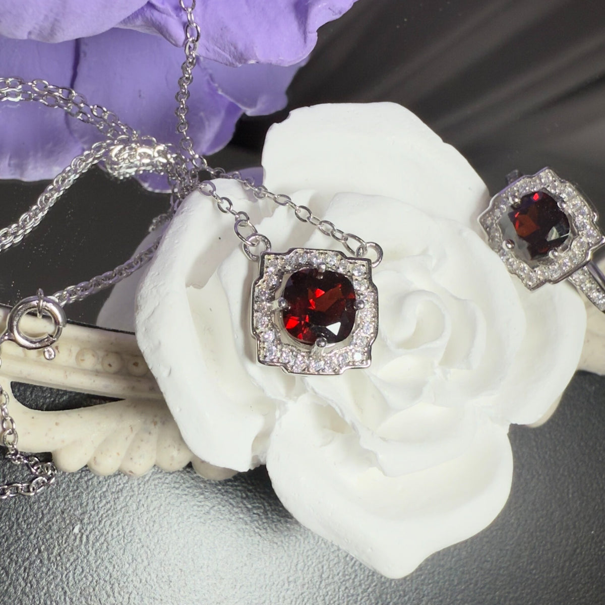 Mozambique Garnet Ring Necklace Set 925 Silver