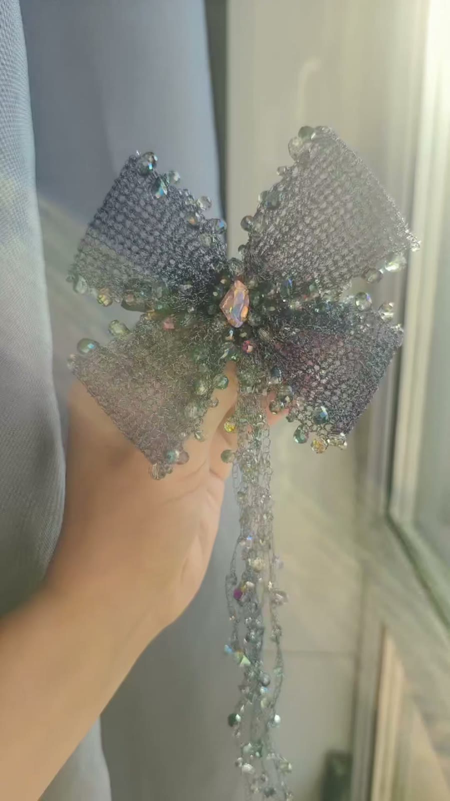 Silver Mesh Bow Hair Clip