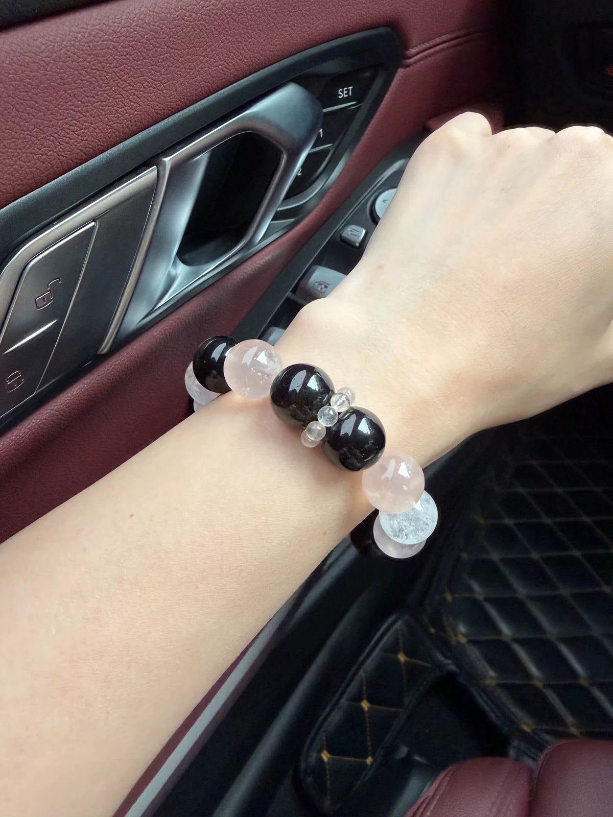 Perlenarmband aus rosa Schneeflocken-Obsidian