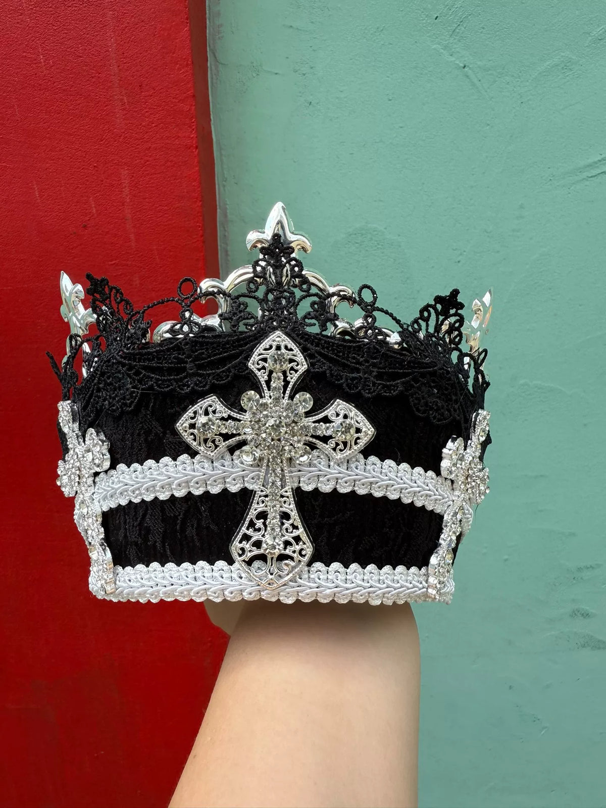 Black Tudor Crown with Silver Crosses