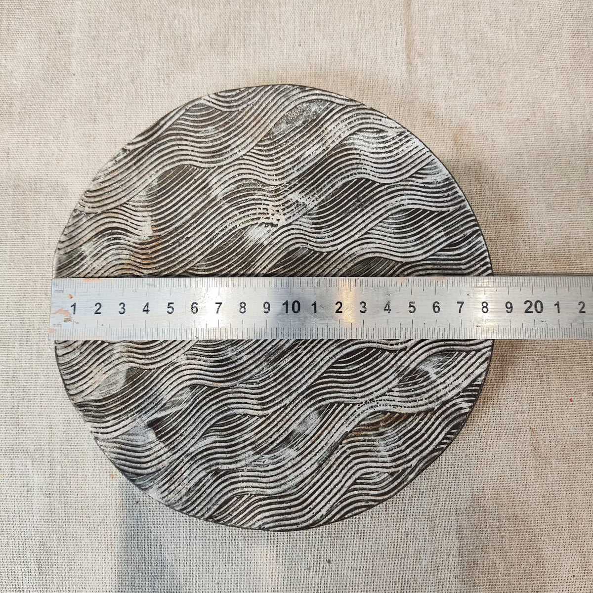 18cm Ceramic Coaster with Water Ripple Pattern