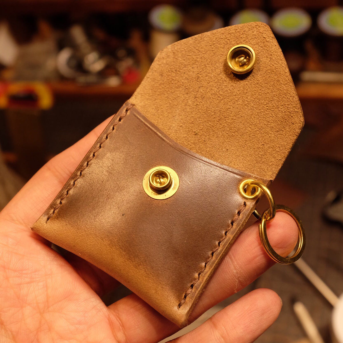 Retro Leather Coin Wallet Keychain