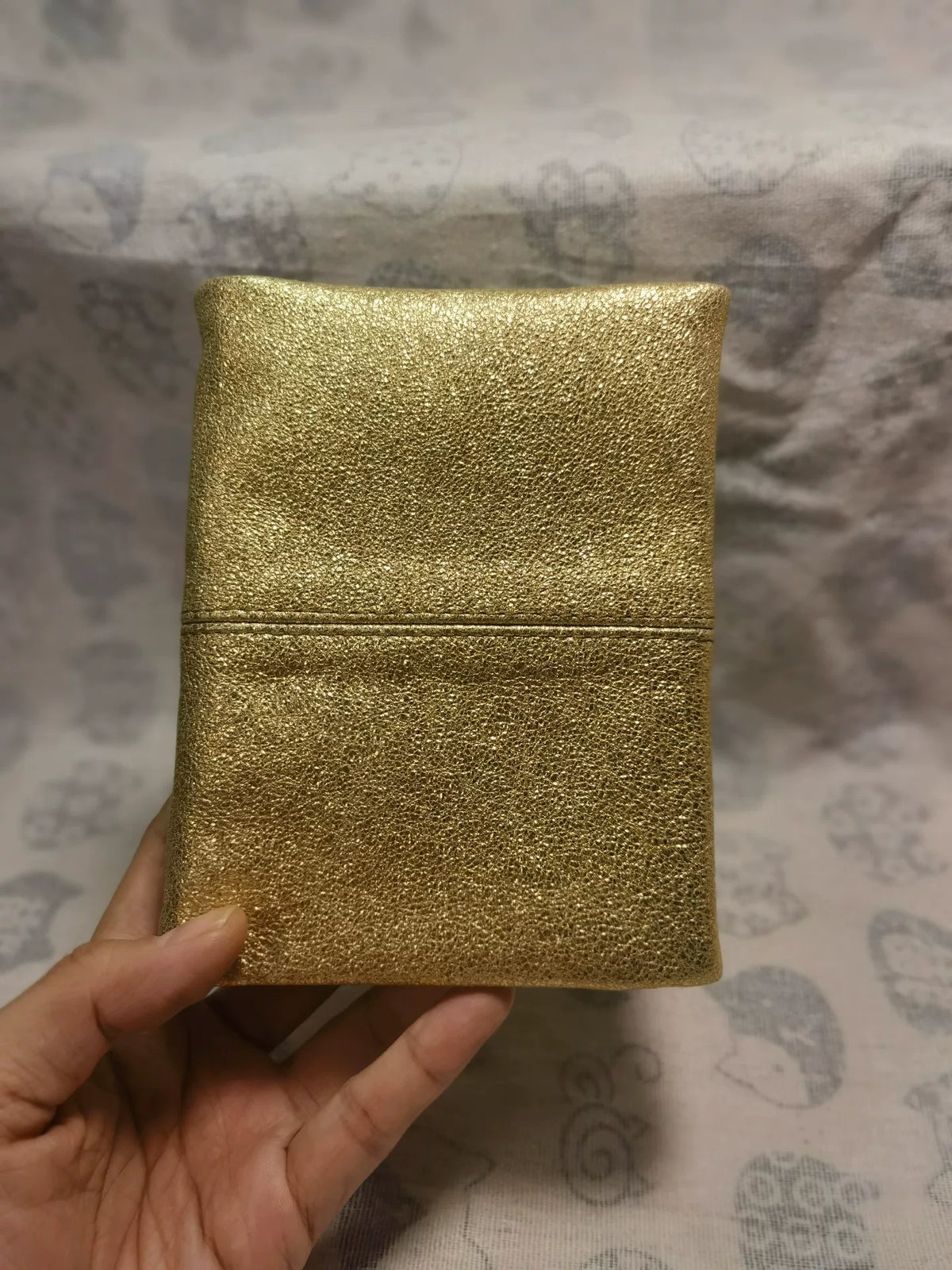 Funda para Agenda A7 en Piel de Cordero Dorado Metálico con Seis Anillos