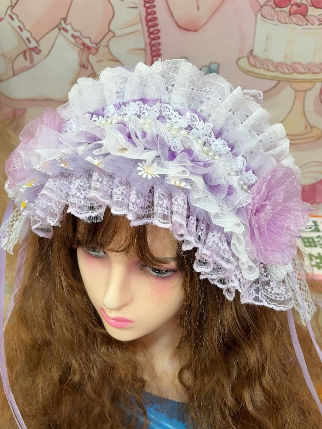 Diadema Lolita con Encaje, Perlas y Flores en Lavanda