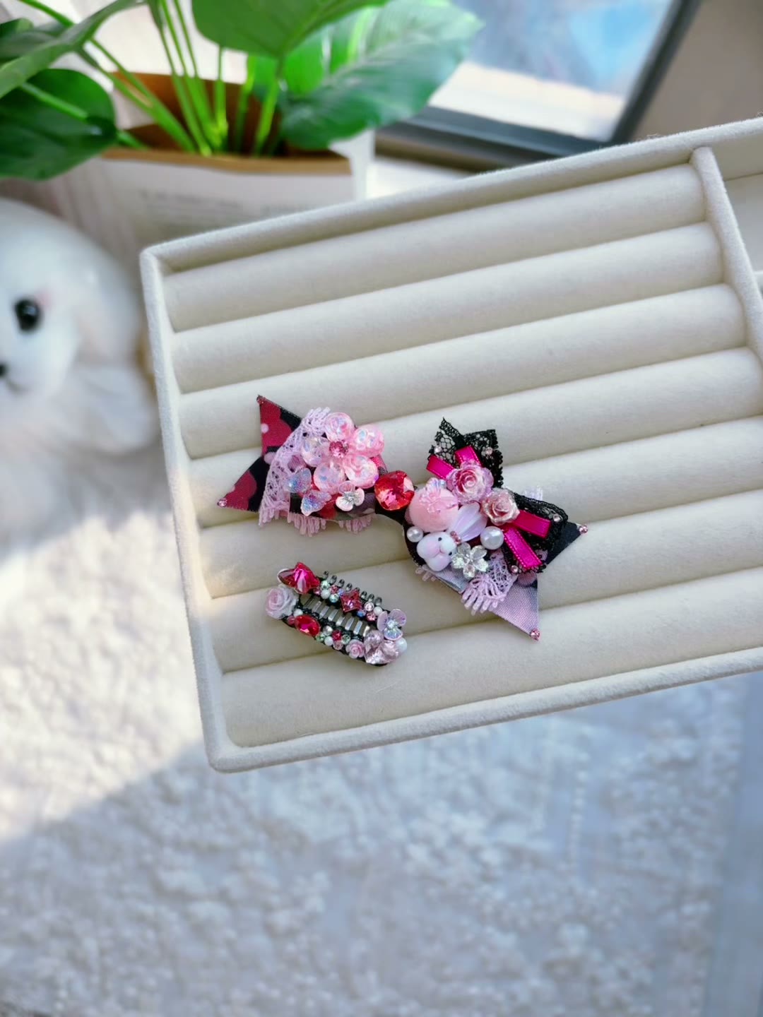 Sweet Mint Pet Hair Accessories Black Pink Frog Set