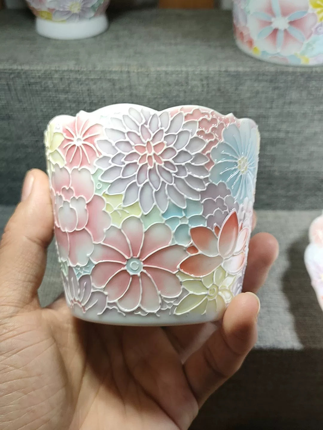 Juego de Taza y Plato de Porcelana Floral Pintado a Mano
