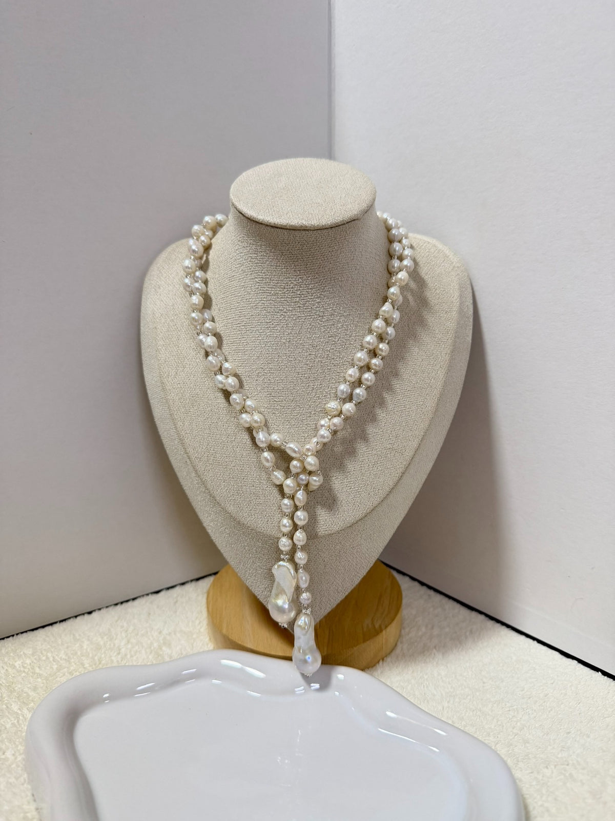 Vintage Pearl Scarf Necklace 115cm
