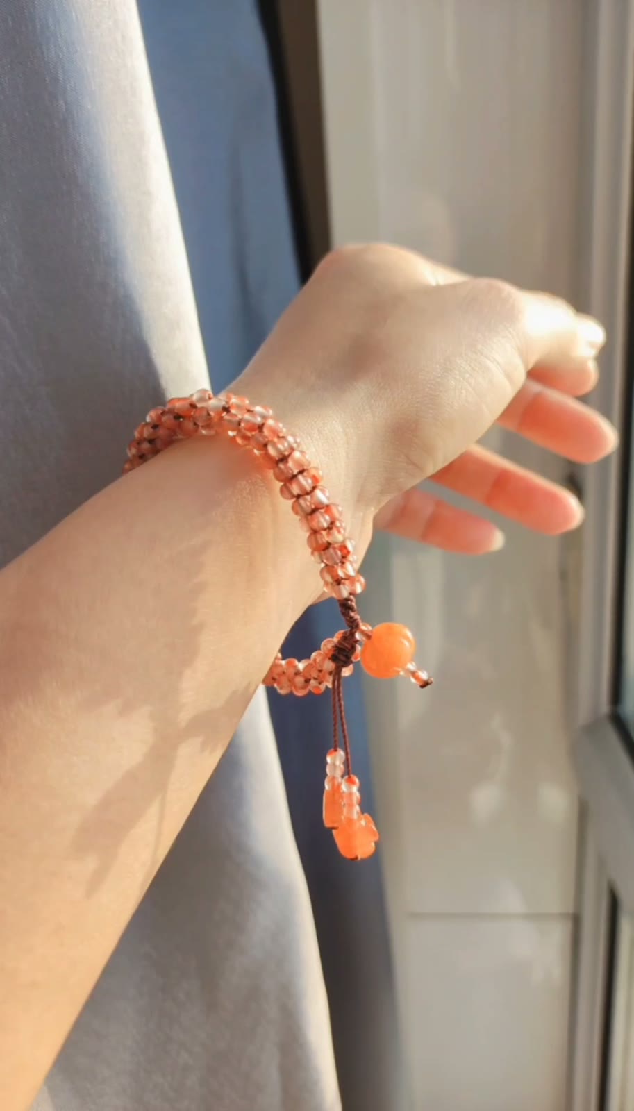 Ice Floating Agate Pumpkin Bead Bracelet