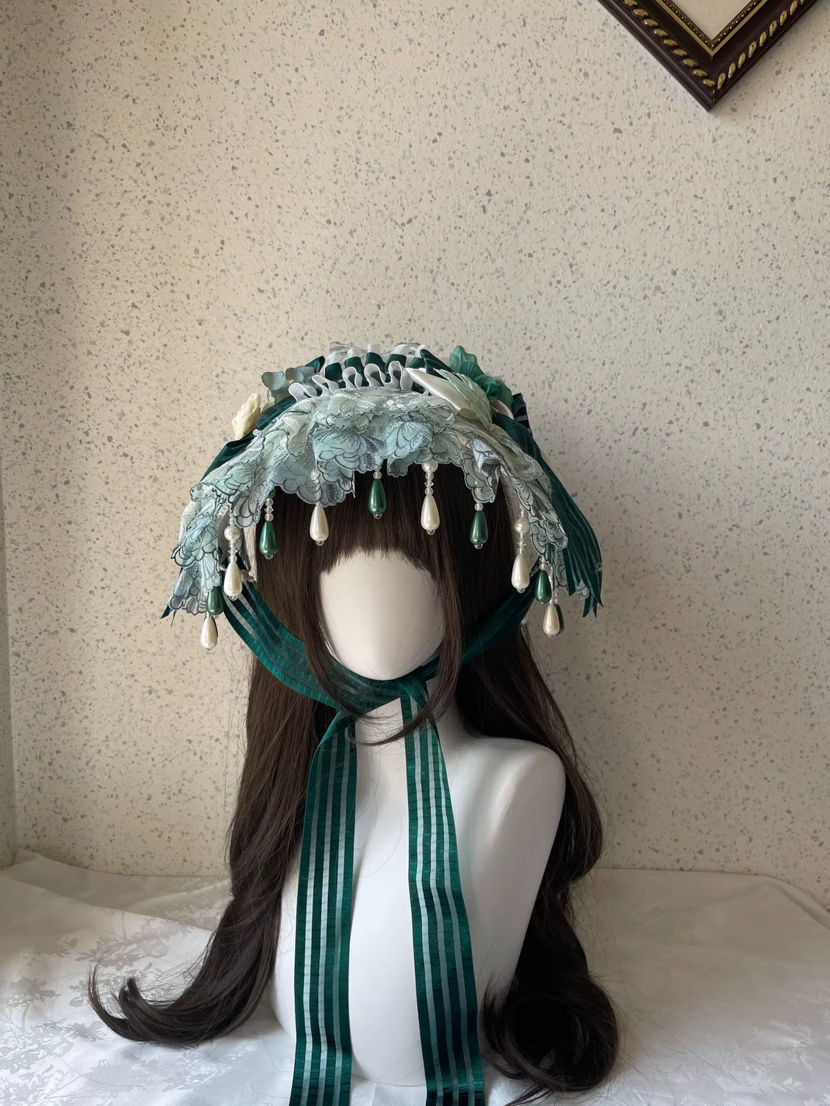 1077406693734 - Image 1