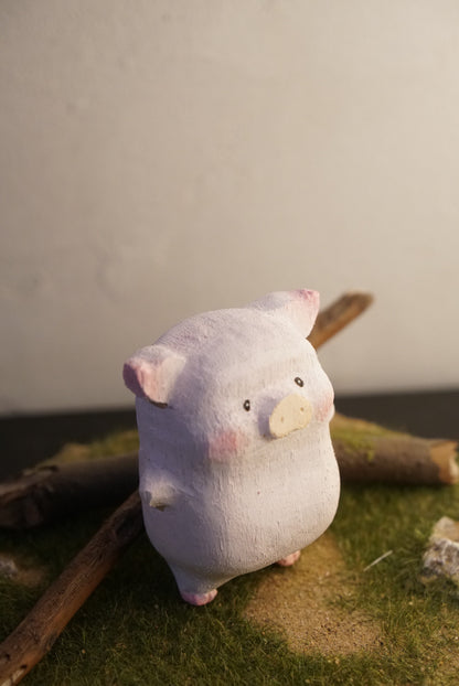 Hand-Carved Balsa Wood Pig Figurine, 9 cm